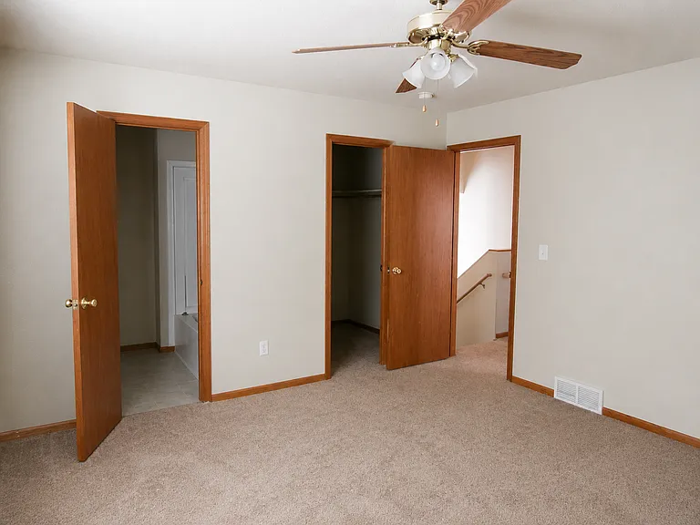387 Krypton Ct — Photo 8
