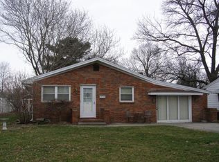 519 N Lincoln St, Sullivan, IL 61951