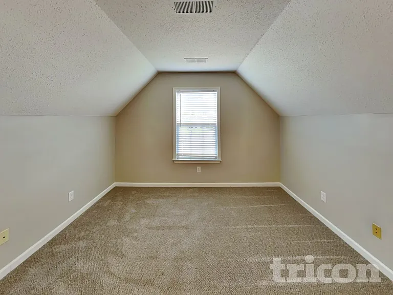 12 New Stock Ct — Photo 17