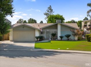 3005 Edmonton St, Bakersfield, CA 93309