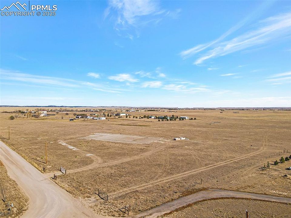 2nd image of 9475 Curtis Rd