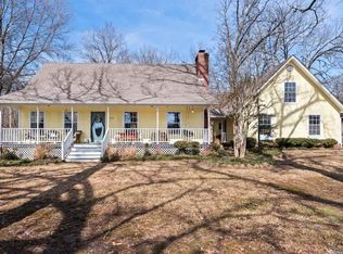 1349 Peach Orchard Ln, Ozark, AR 72949