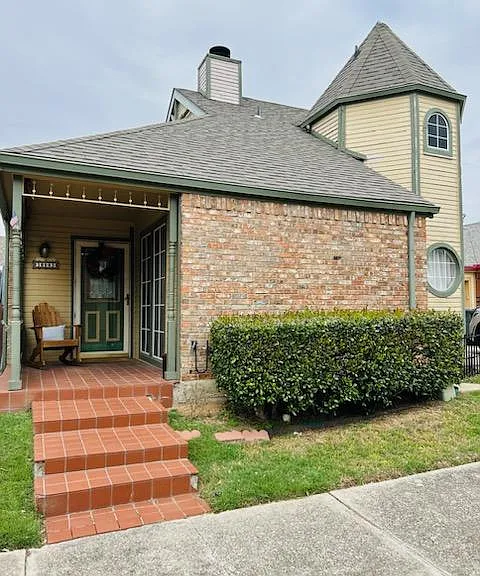 10903 Gable Cir — Photo 1