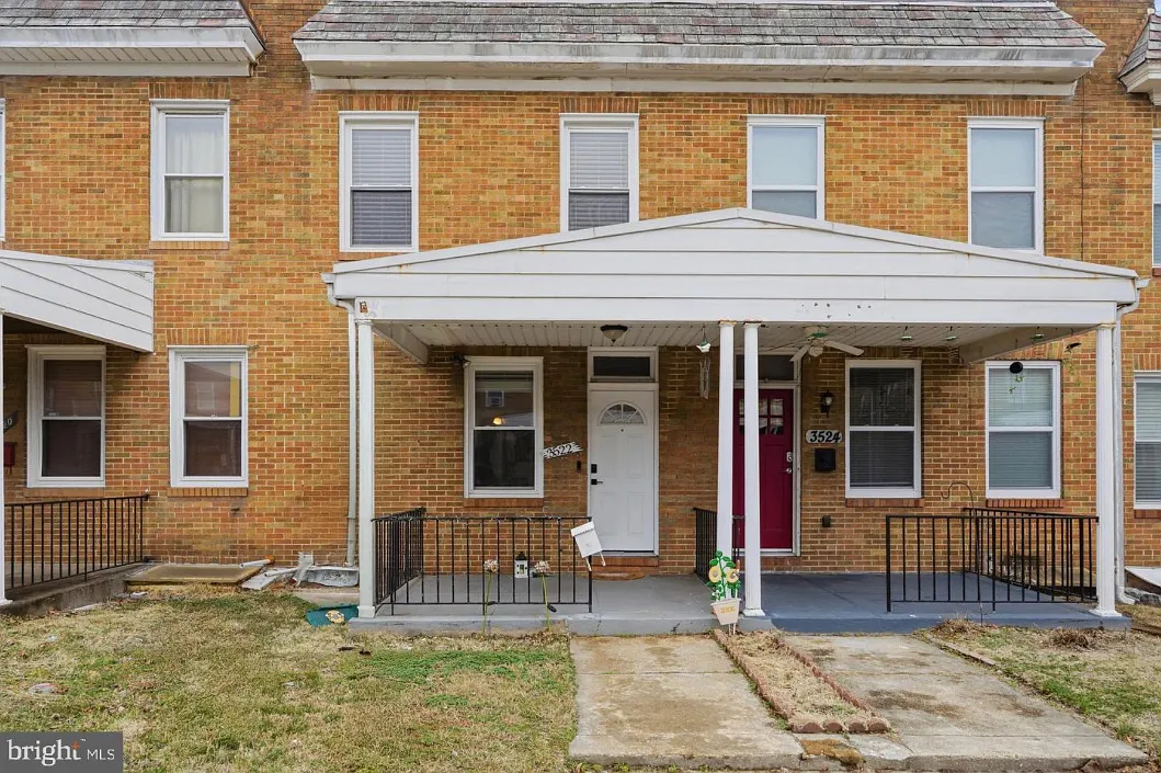4 bed, 1248 sqft, $1,500 — Photo 1