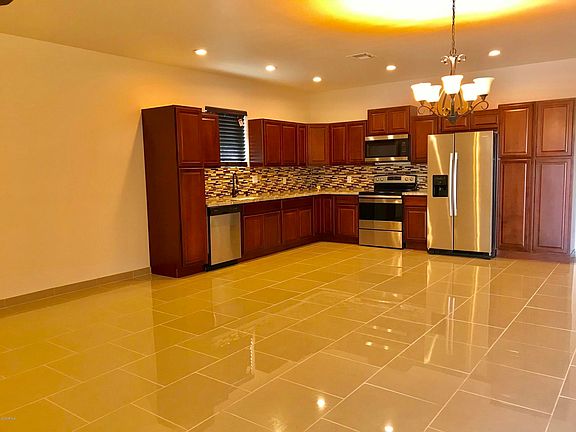 Stainless Steele Appliances included