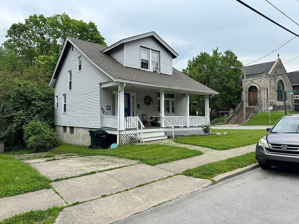 2nd image of 700 Hawthorne Ave