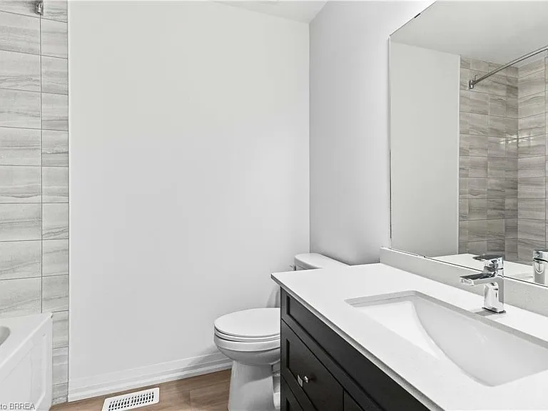 55 Tom Brown Dr #14 — Photo 17