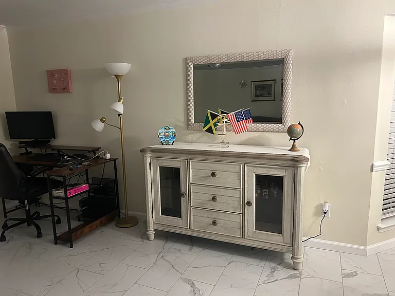 6401 Cedar Bend Ct #6 — Photo 4