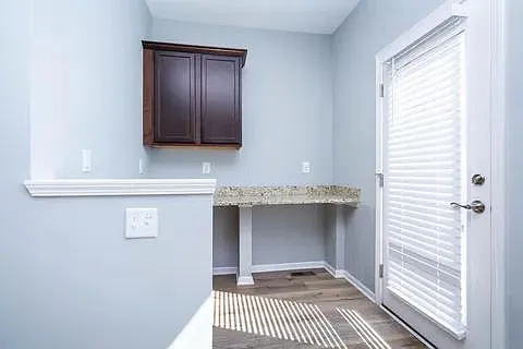 951 Barclay Cir — Photo 12