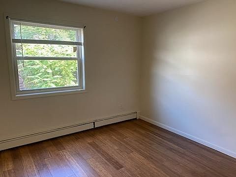 3rd image of 111 Essex St #4