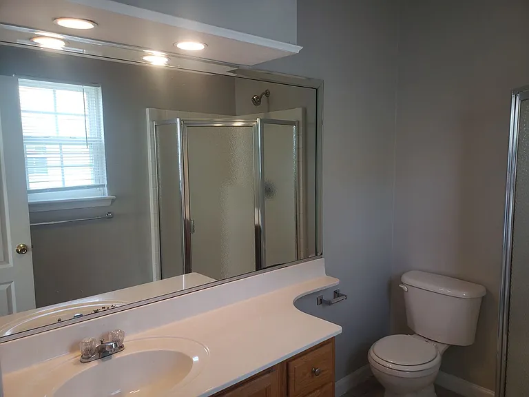 8129 Redmon Rd #B — Photo 11
