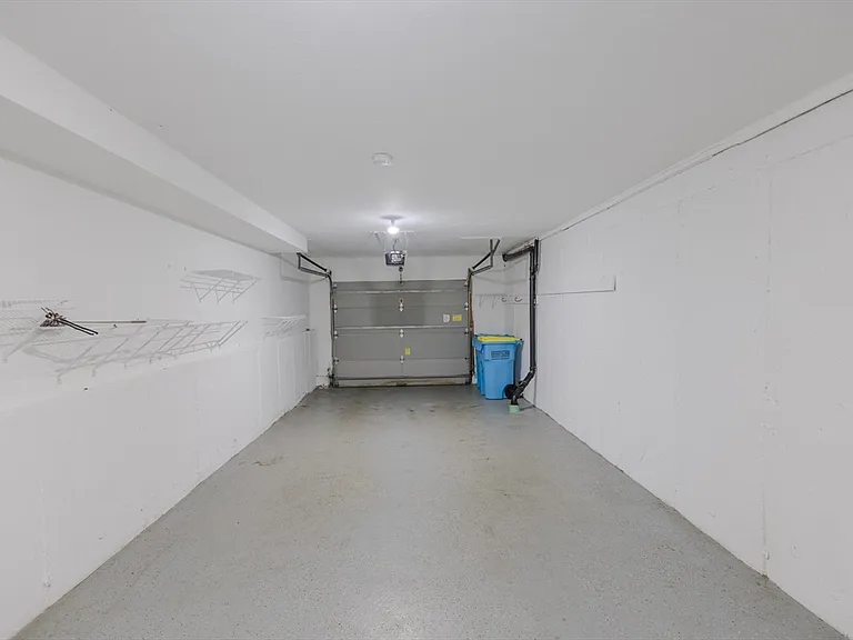 445 Captain Eames Cir #445 — Photo 21