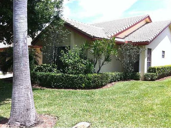 Home For Sale In Gator Trace