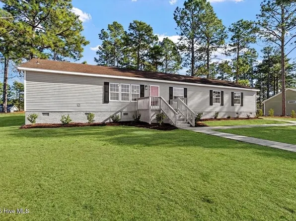 190 Pickett Circle, Vass, NC 28394