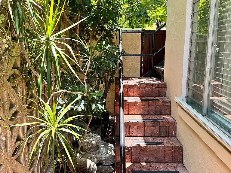 222 Australian Ave #7 — Photo 14