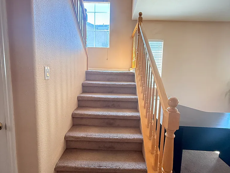 1236 Crossroads Ct — Photo 5