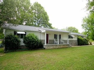 530 Cates Rd, Paris, TN 38242