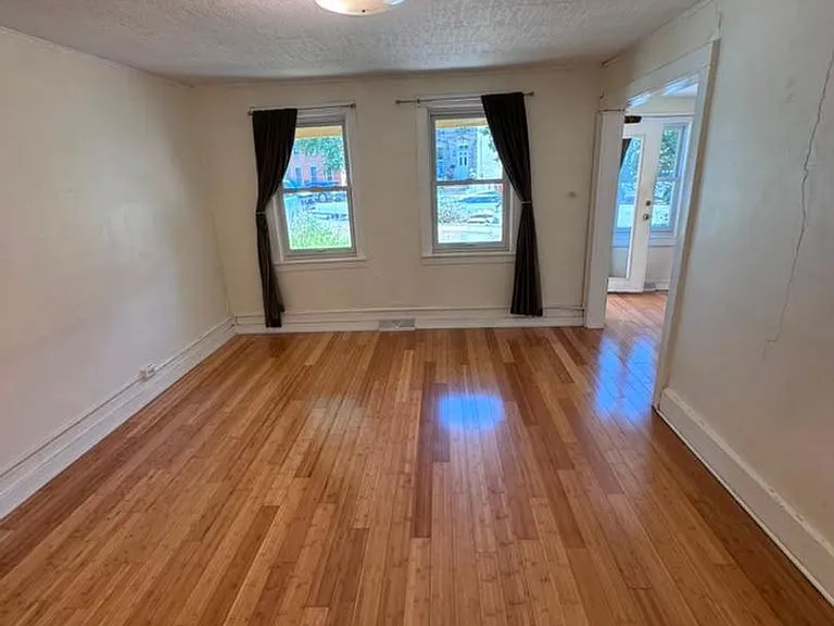 734 Jenifer St — Photo 4