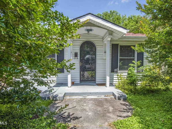 2009 Nickerson Ave, Knoxville, TN 37917