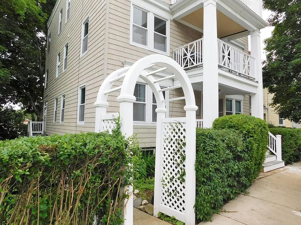 17 Manley St #2