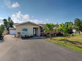 971 Leeward Rd, Venice, FL 34293