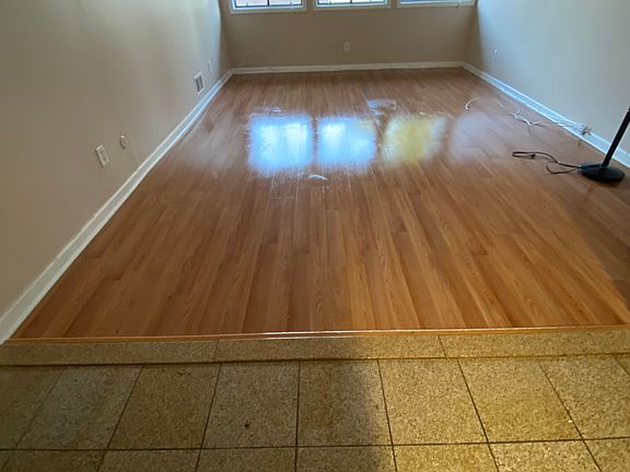 4th image of A24 Avon Dr