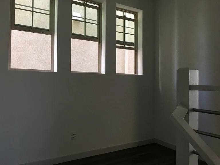 441 Lug Ln — Photo 10