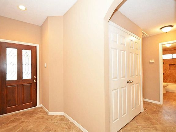 2nd image of 3723 Heritage Colony Dr