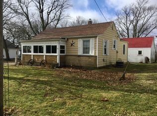 304 S Prairie St, Bellflower, IL 61724