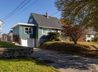 21 Margaree Pkwy, Dartmouth, NS B2W1R2