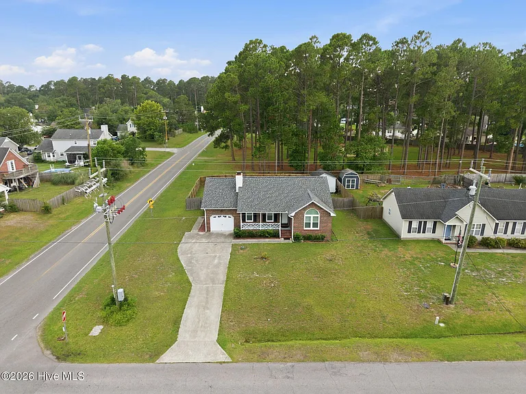 7228 Quail Woods Rd — Photo 2
