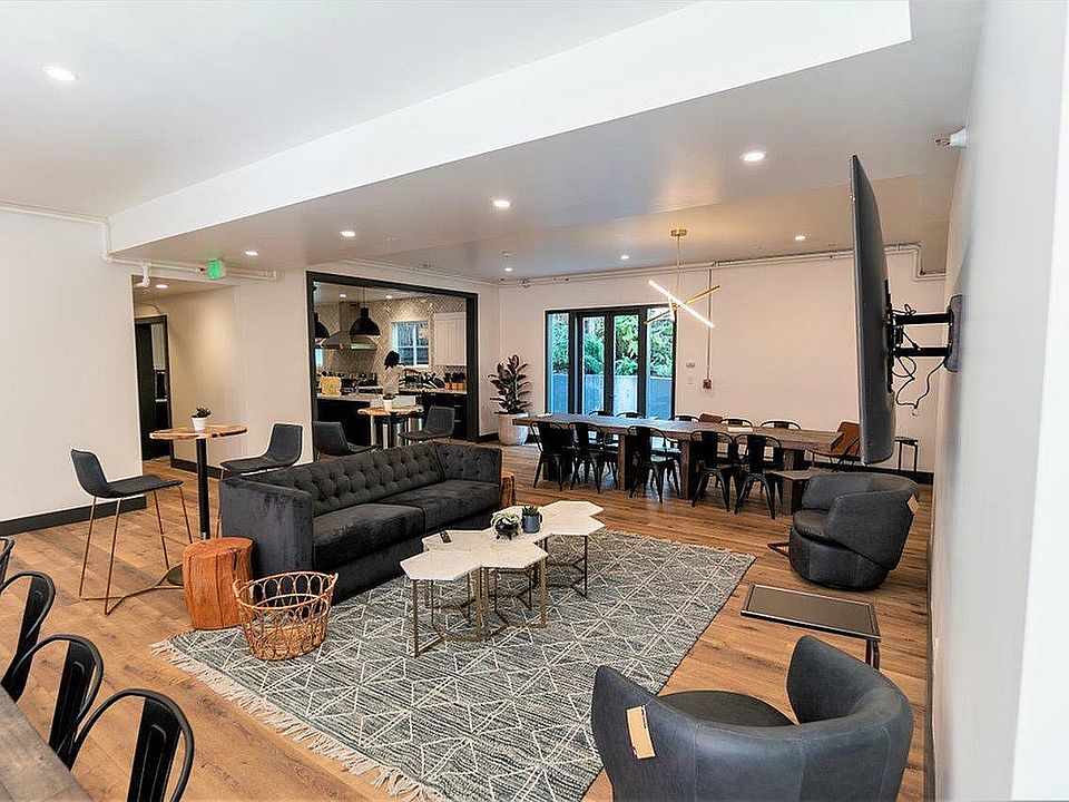 Comfortable living room