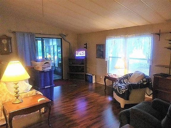 5th image of 35144 Watersedge Dr