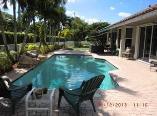 801 Cypress Pointe Dr E, Pembroke Pines, FL 33027