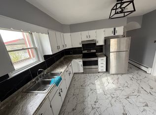 (Undisclosed Address), Lincoln, RI 02865
