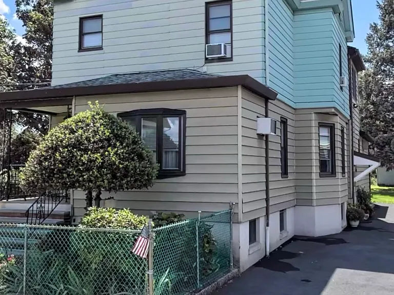 124 Liberty St #2 — Photo 1