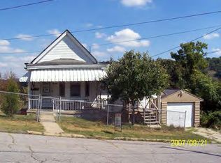 1176 Grandview St, Wheeling, WV 26003