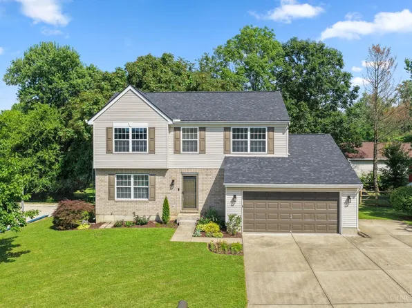 8042 Laurelwood Dr, Maineville, OH 45039