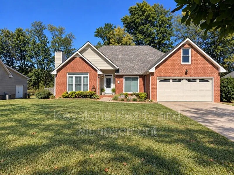 807 Isaac Dr