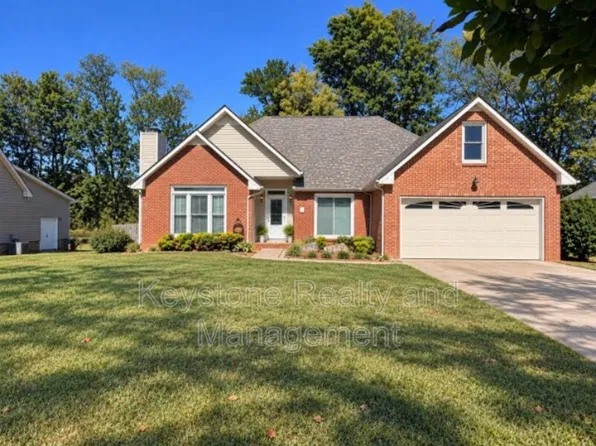 807 Isaac Dr, Clarksville, TN 37040