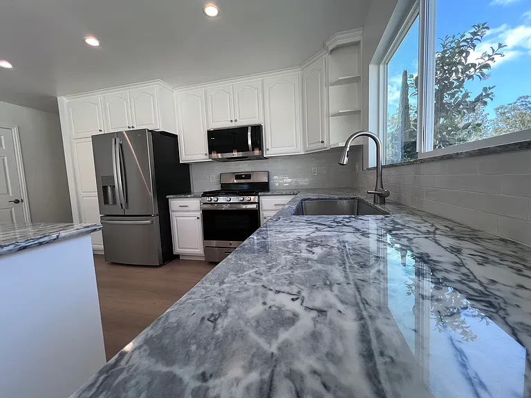 23992 Woodstone St — Photo 11