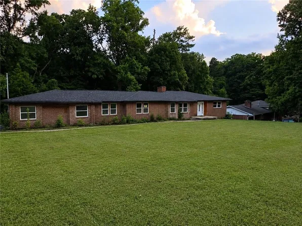 3042 Peek Rd NW, Atlanta, GA 30318