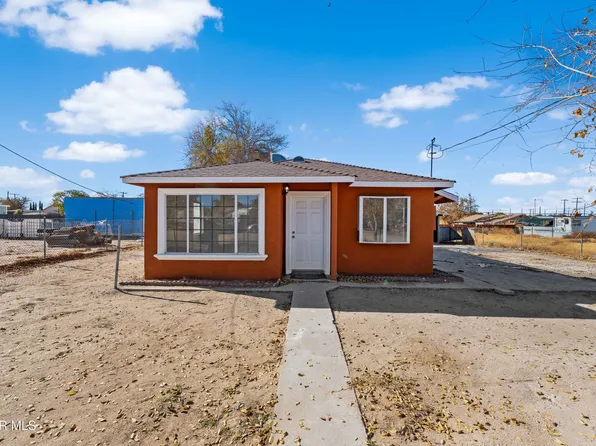 43331 Fairglen Rd, Lancaster, CA 93535