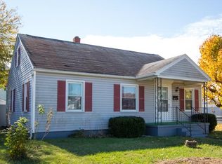 204 E Spotswood Ave, Elkton, VA 22827