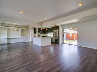 7195 Colony Rd, La Mesa, CA 91942