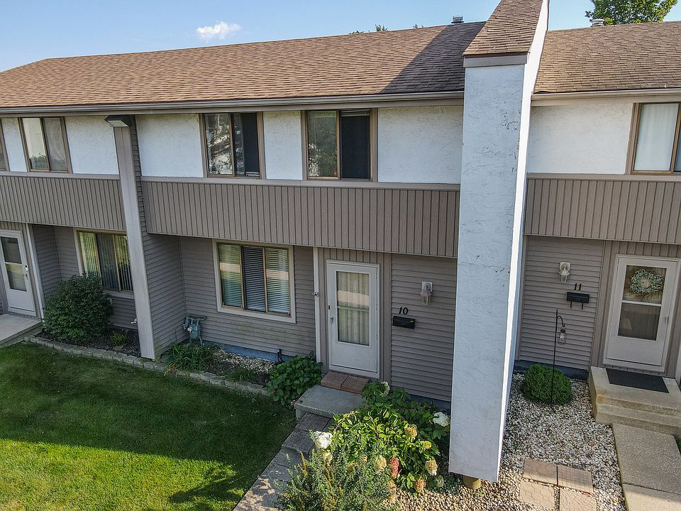 1st image of 10 Briarcliff Ct #10