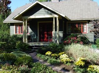 392 Helmer St, Douglas, MI 49406