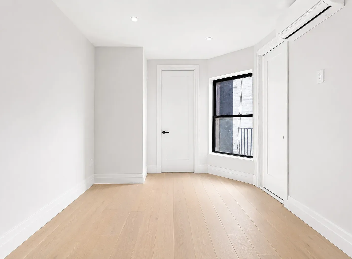371 Broome Street — Photo 4