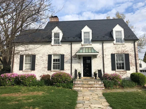 3139 18th St N, Arlington, VA 22201