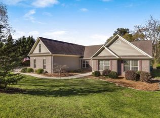 96 Drew Ct, Winder, GA 30680